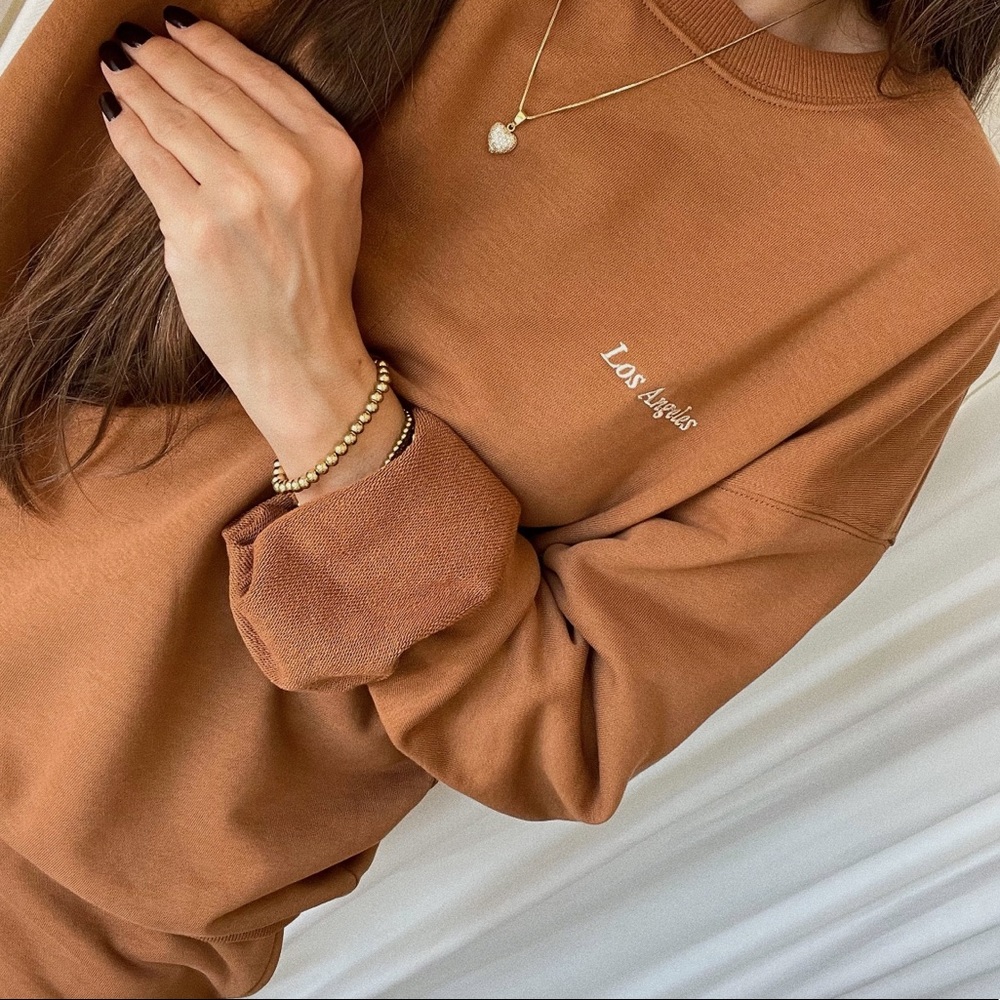 LOS ANGELES SWEATSHIRT / SHORTS SET — In Caramel - Picture 2 of 9